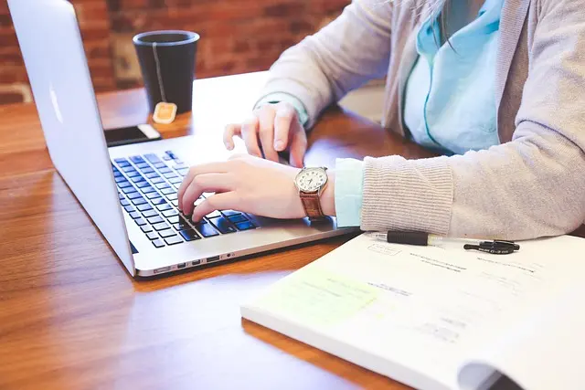 Guide Pratique pour Optimiser Votre Connexion Rapide au Bureau