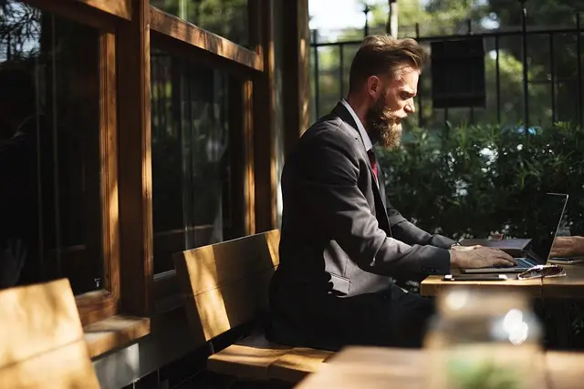 Comment Améliorer la Latence de Votre Connexion Rapide