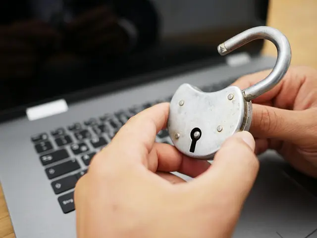 Les 10 Meilleures Pratiques pour Une Connexion Internet Securisée