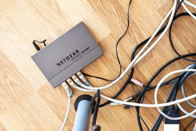 Les 5 Meilleures Solutions pour Éviter les Interférences sur Votre Connexion Rapide
